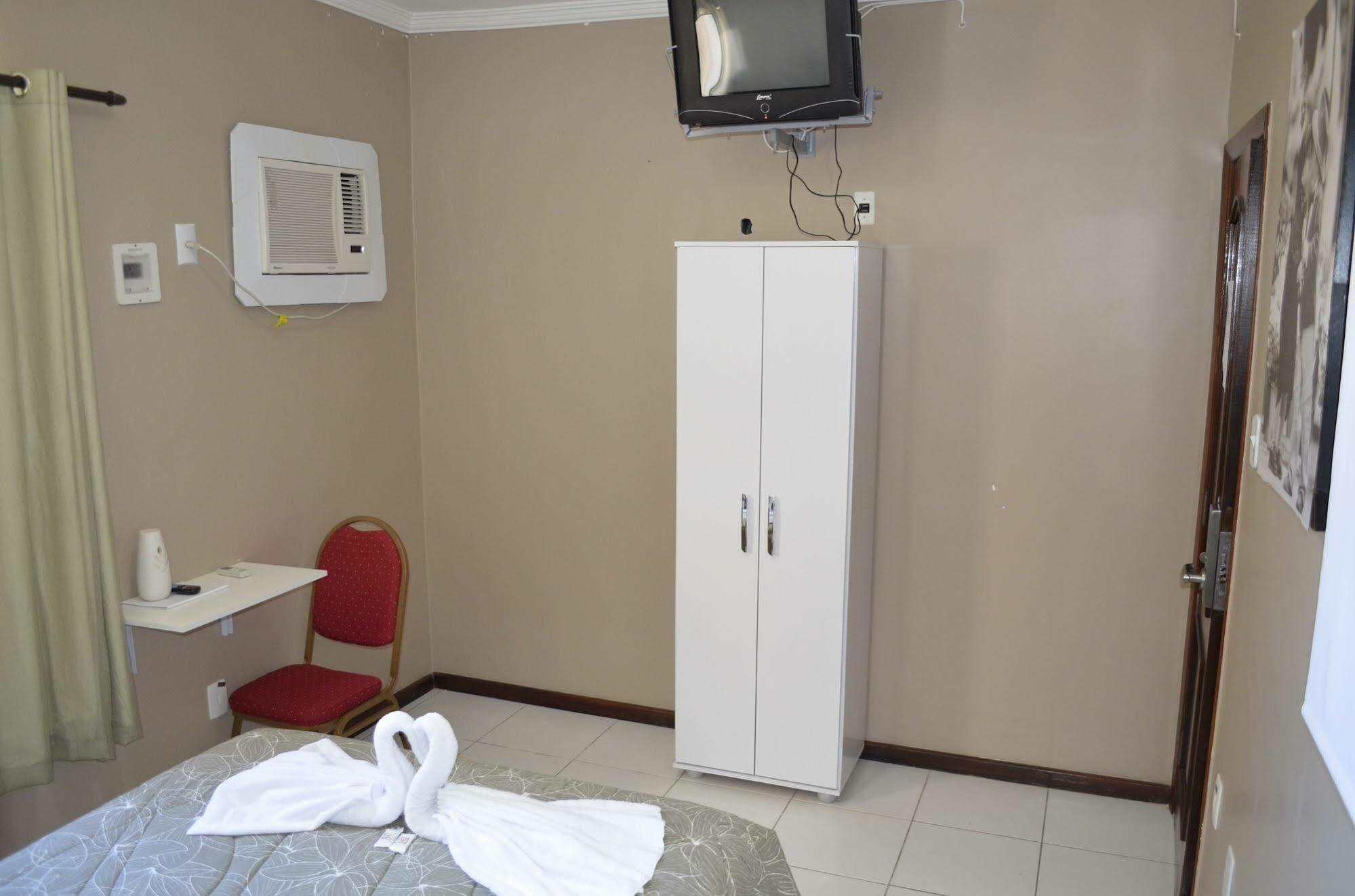 Oyo Diamante Negro - Hotel Salvador